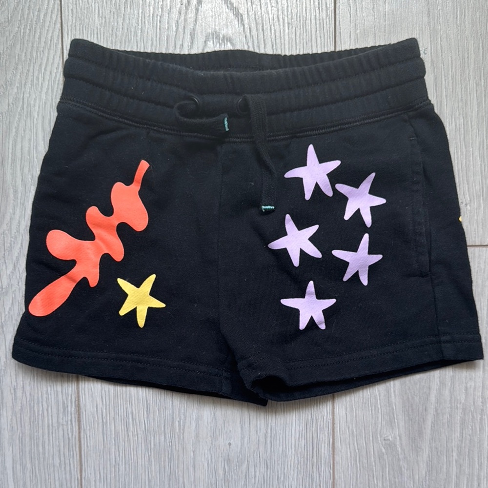 Stella McCartney Kids | Black Shorts with colorful Sea Stars print | 5T